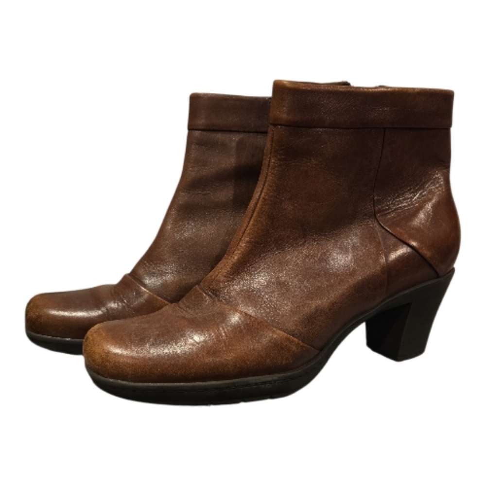 Clark's Bendables Leather Heeled Ankled Boots Sz 8.5